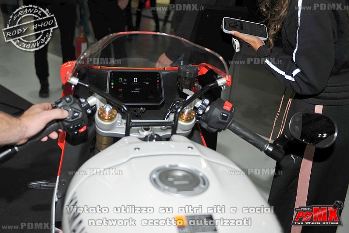 ISA_3140 (Copy).jpg - (�c�)� �j�a�r�n�o�z�a�f�f�e�l�l�i�.�i�t� �a�l�l� �r�i�g�h�t�s� �r�e�s�.